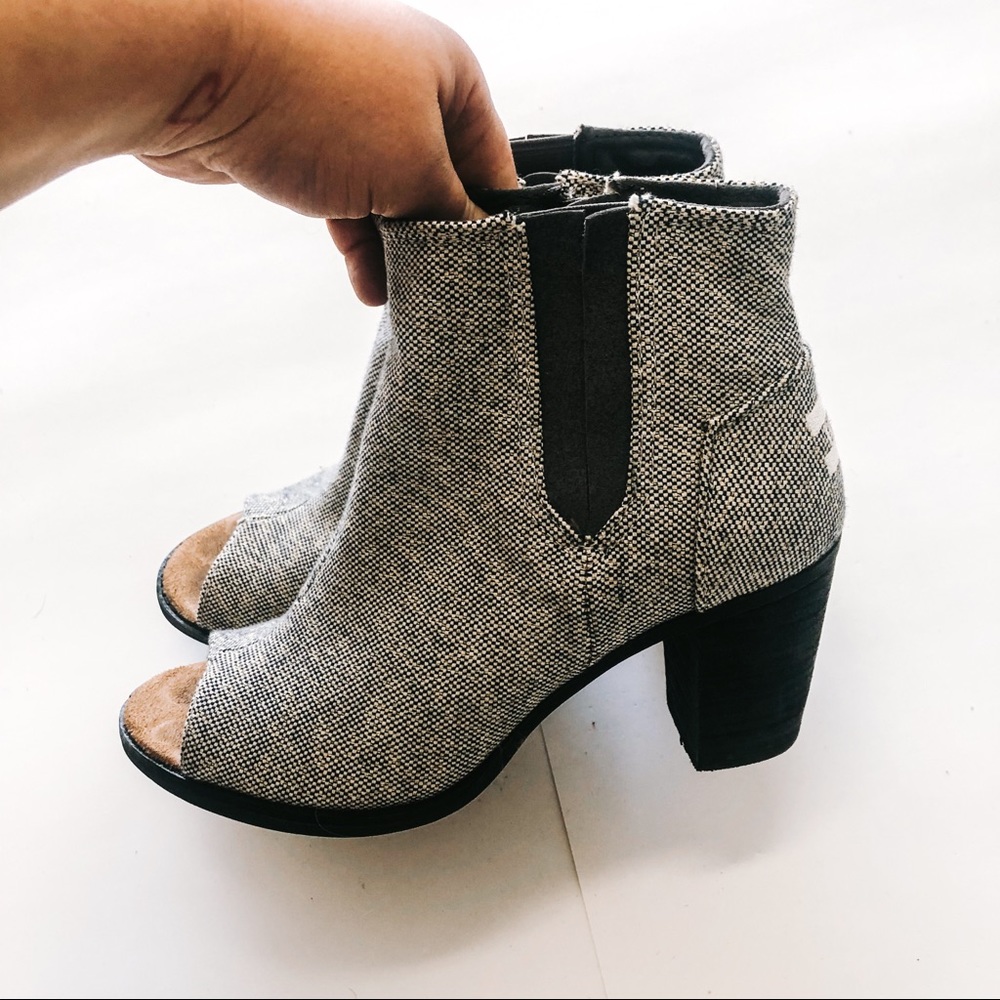 TOMS sz 7.5 ☆